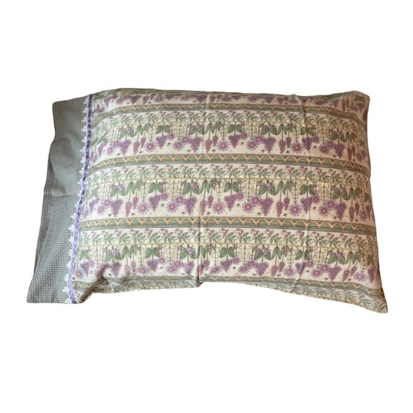 Vintage Handmade Pillowcases Set of 2 Used Standard Size Purple Green Floral - Picture 14 of 16